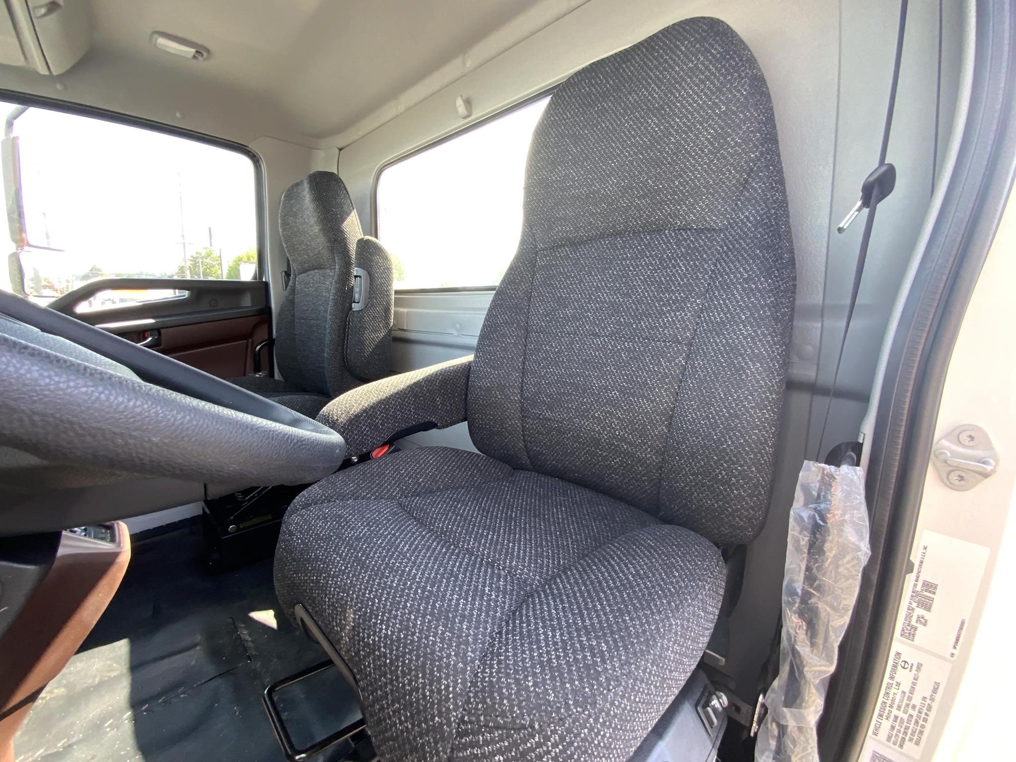 2026 HINO XL8 10004370075 2026 HINO XL8 10004370075