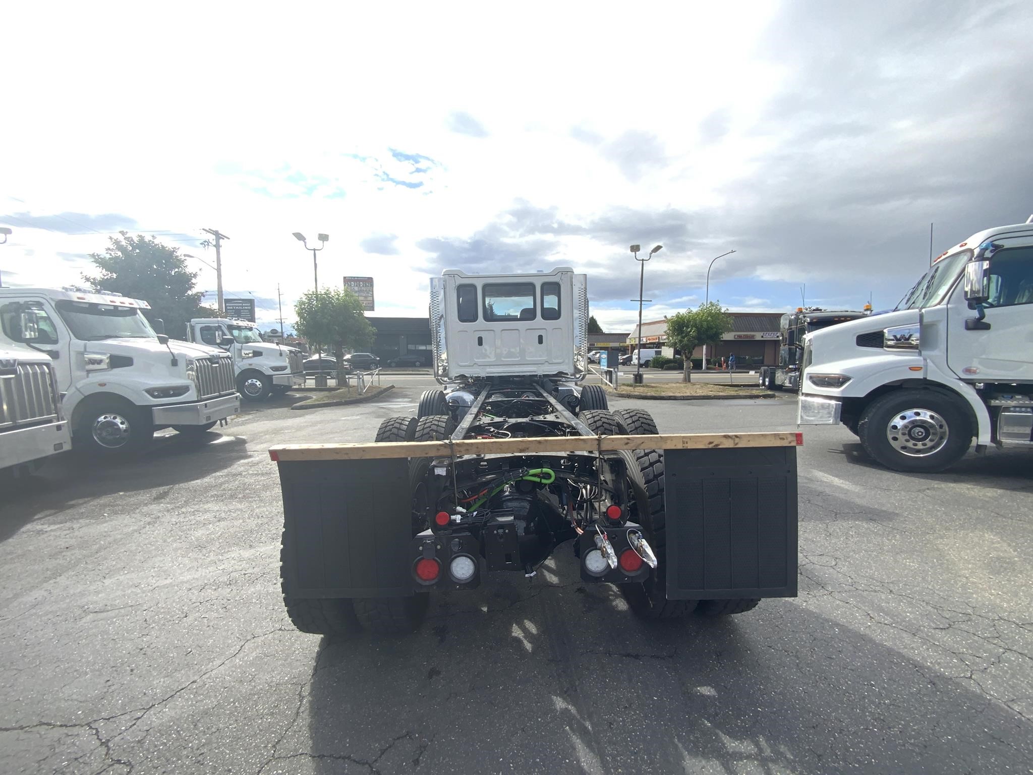 2026 WESTERN STAR 47X - image 5 of 6