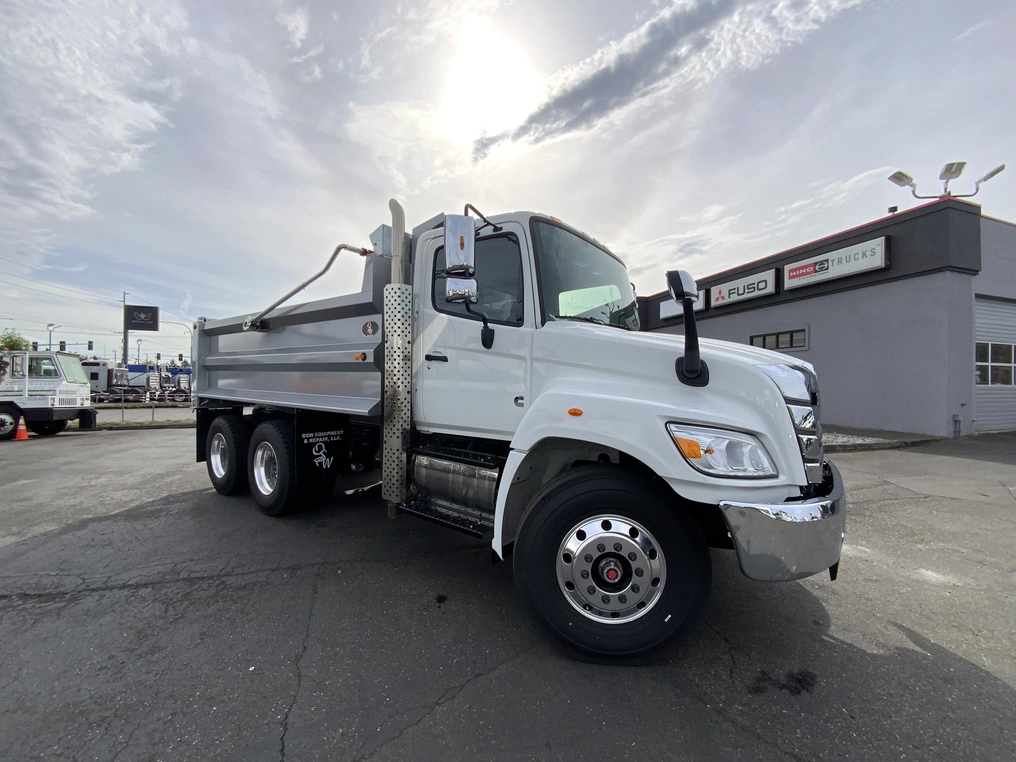 2026 HINO XL8 10013756510 2026 HINO XL8 10013756510