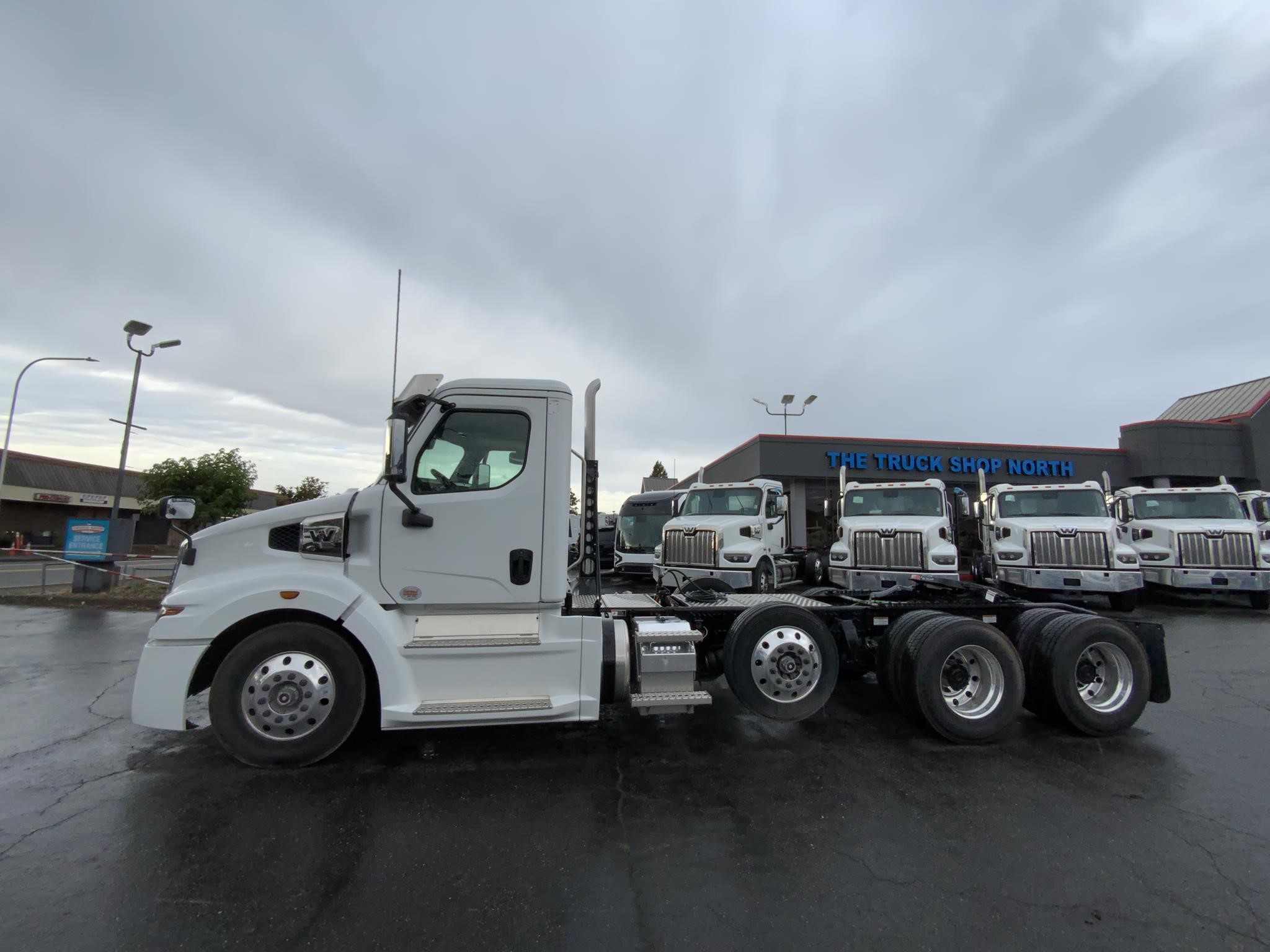 2025 WESTERN STAR 57X 10013800837 2025 WESTERN STAR 57X 10013800837