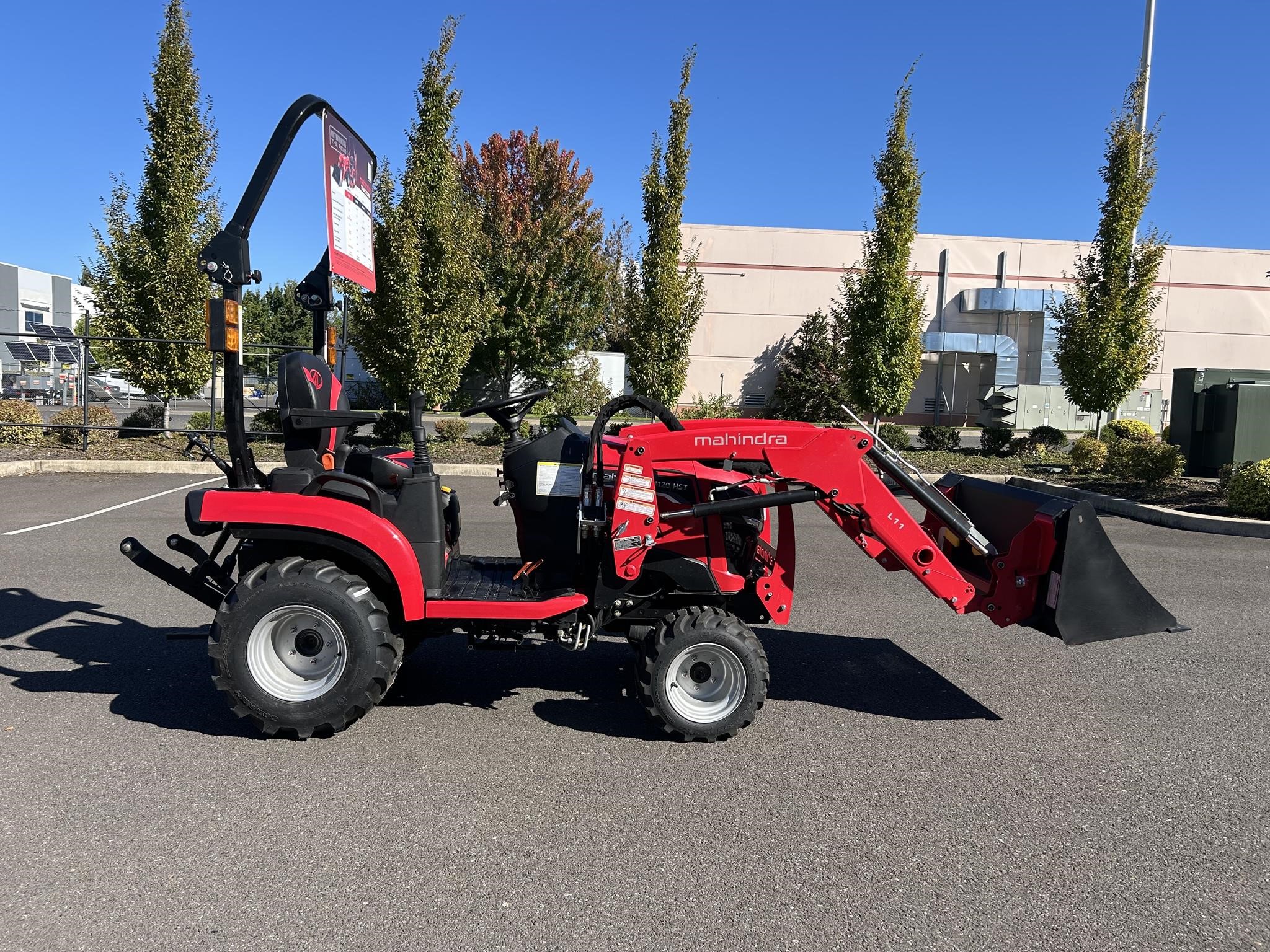 2025 MAHINDRA 1120HST - image 3 of 6