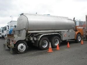 1980 WHITE ROAD XPEDITOR II - image 4 of 6