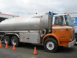 1980 WHITE ROAD XPEDITOR II - image 3 of 6