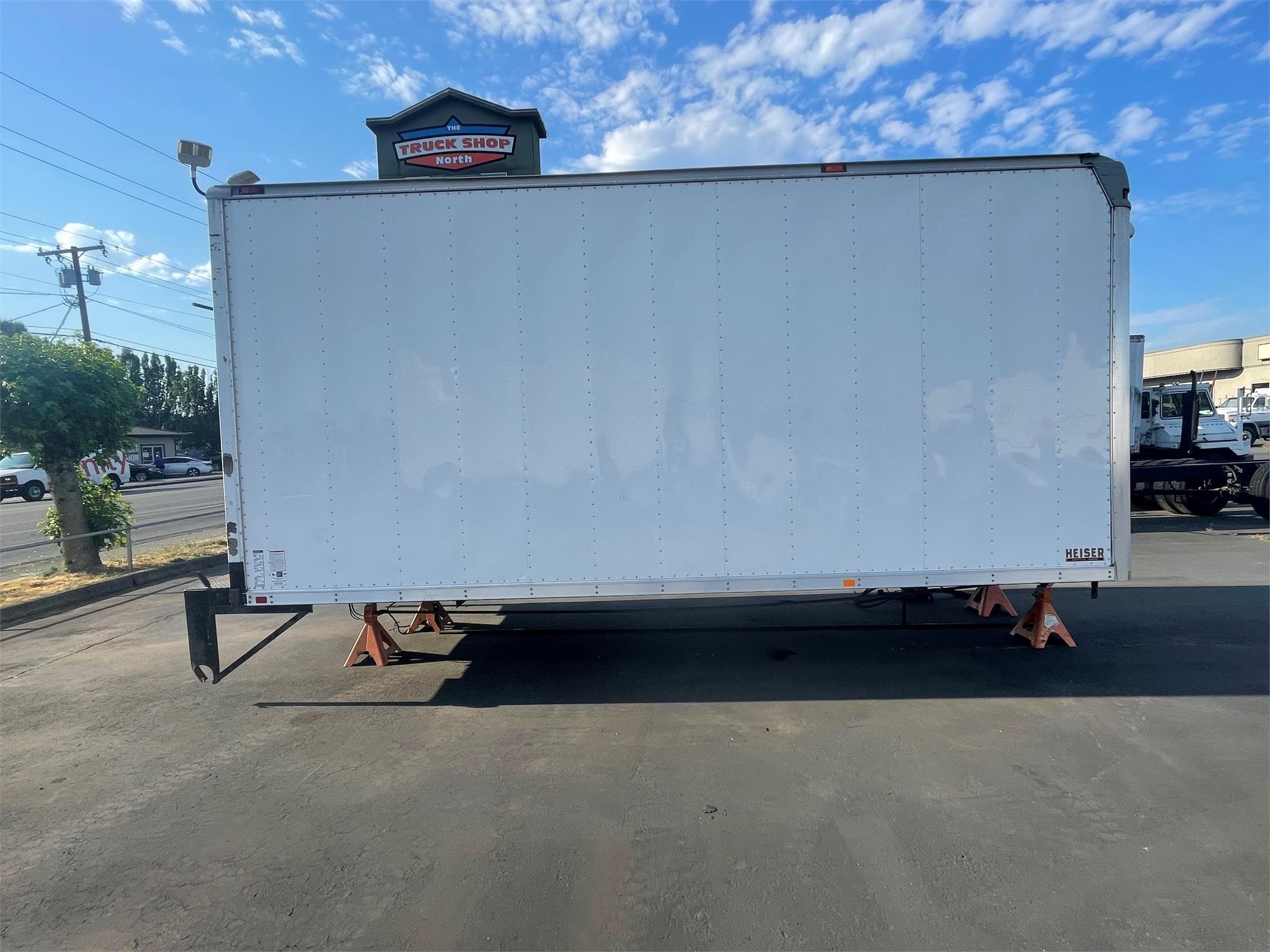 1995 SUPREME CORP 18 FT - image 6 of 6