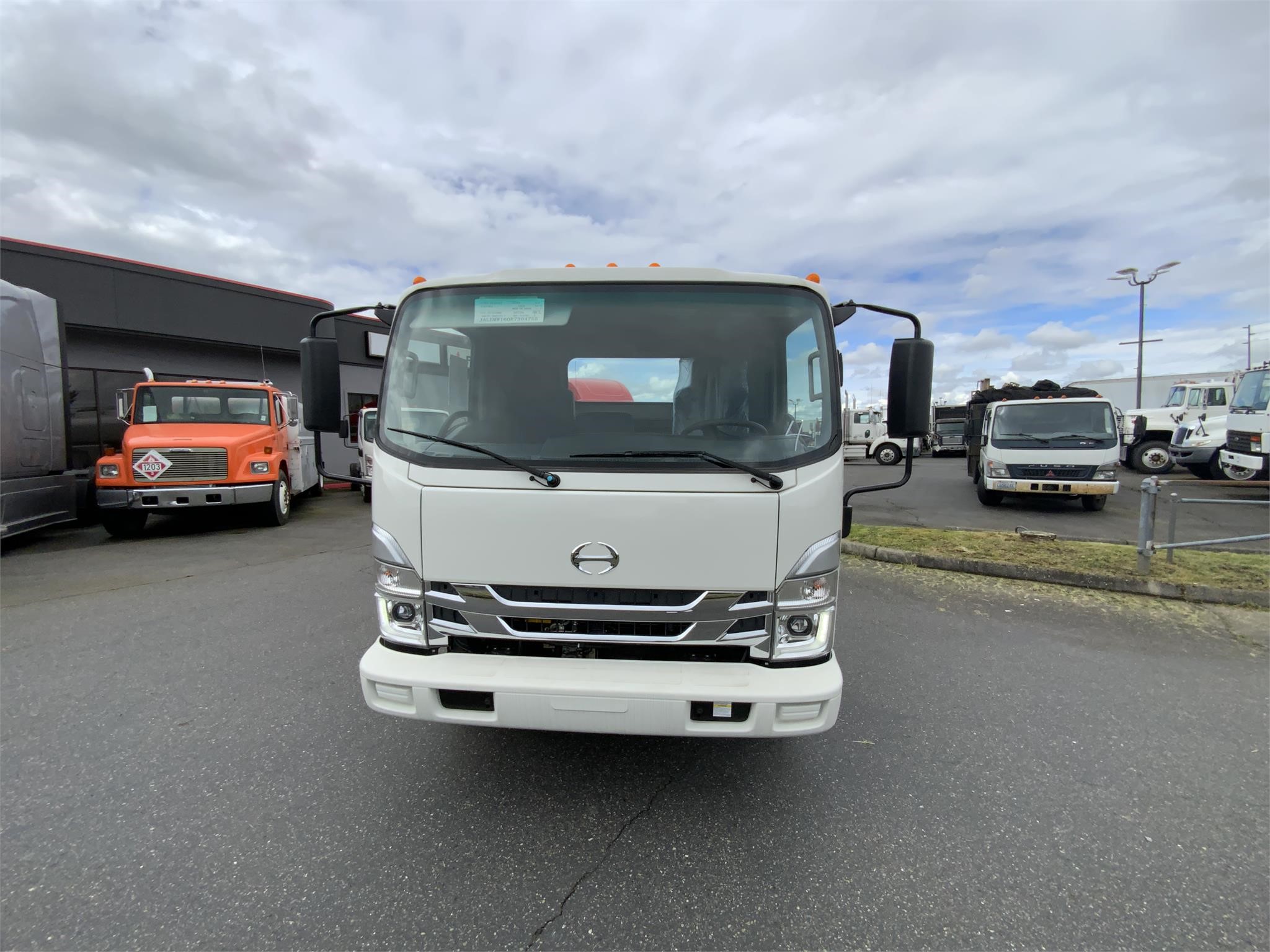 2024 HINO S5 9003793212 2024 HINO S5 9003793212