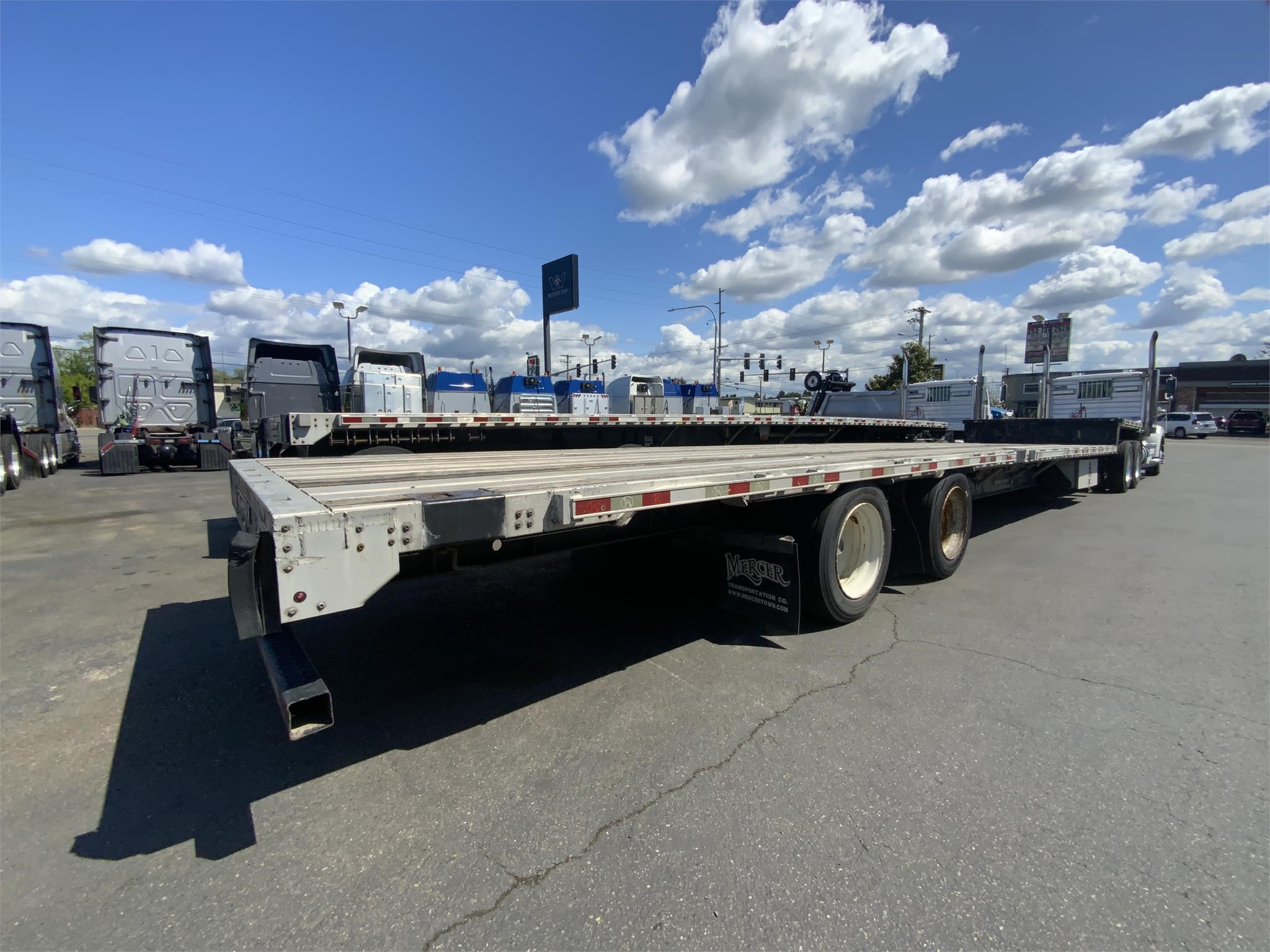 2016 GREAT DANE - image 1 of 6