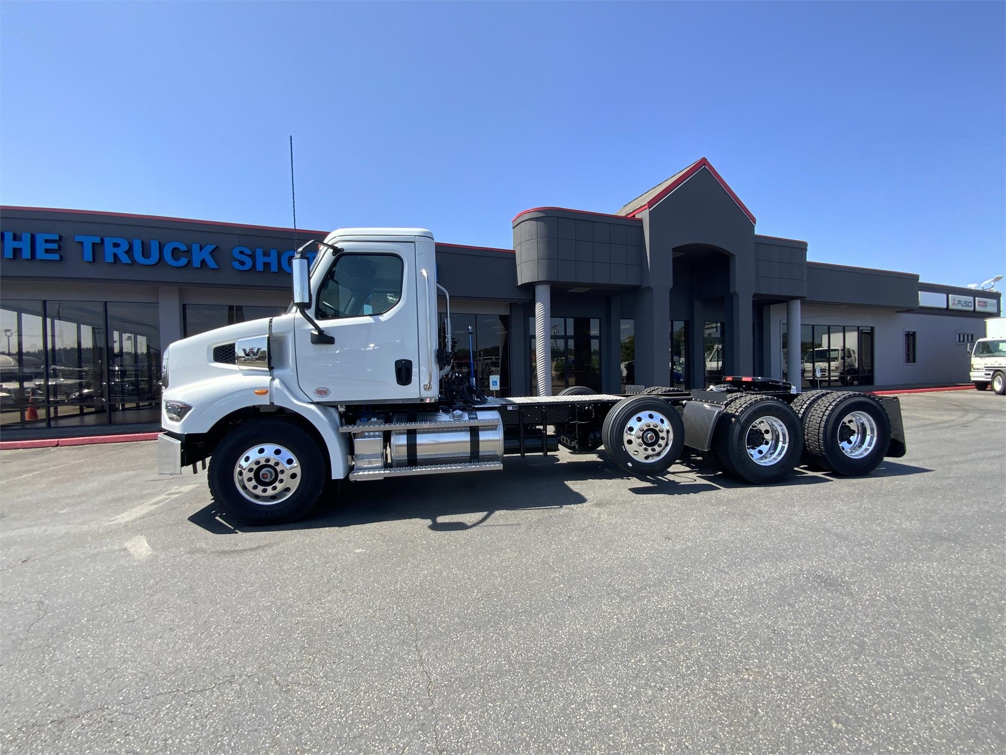 2025 WESTERN STAR 47X 9015306849 2025 WESTERN STAR 47X 9015306849