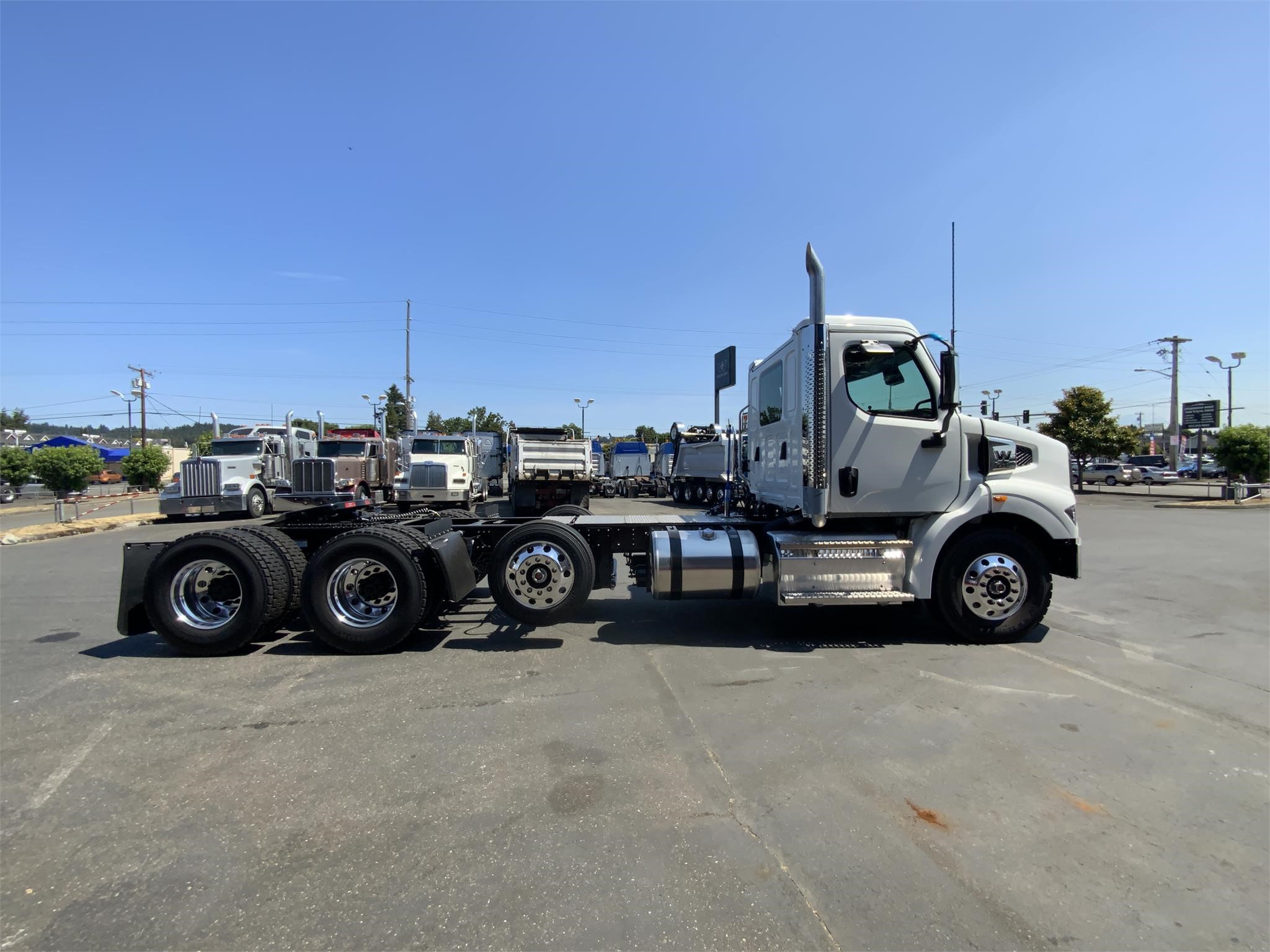 2025 WESTERN STAR 47X 9015306897 2025 WESTERN STAR 47X 9015306897