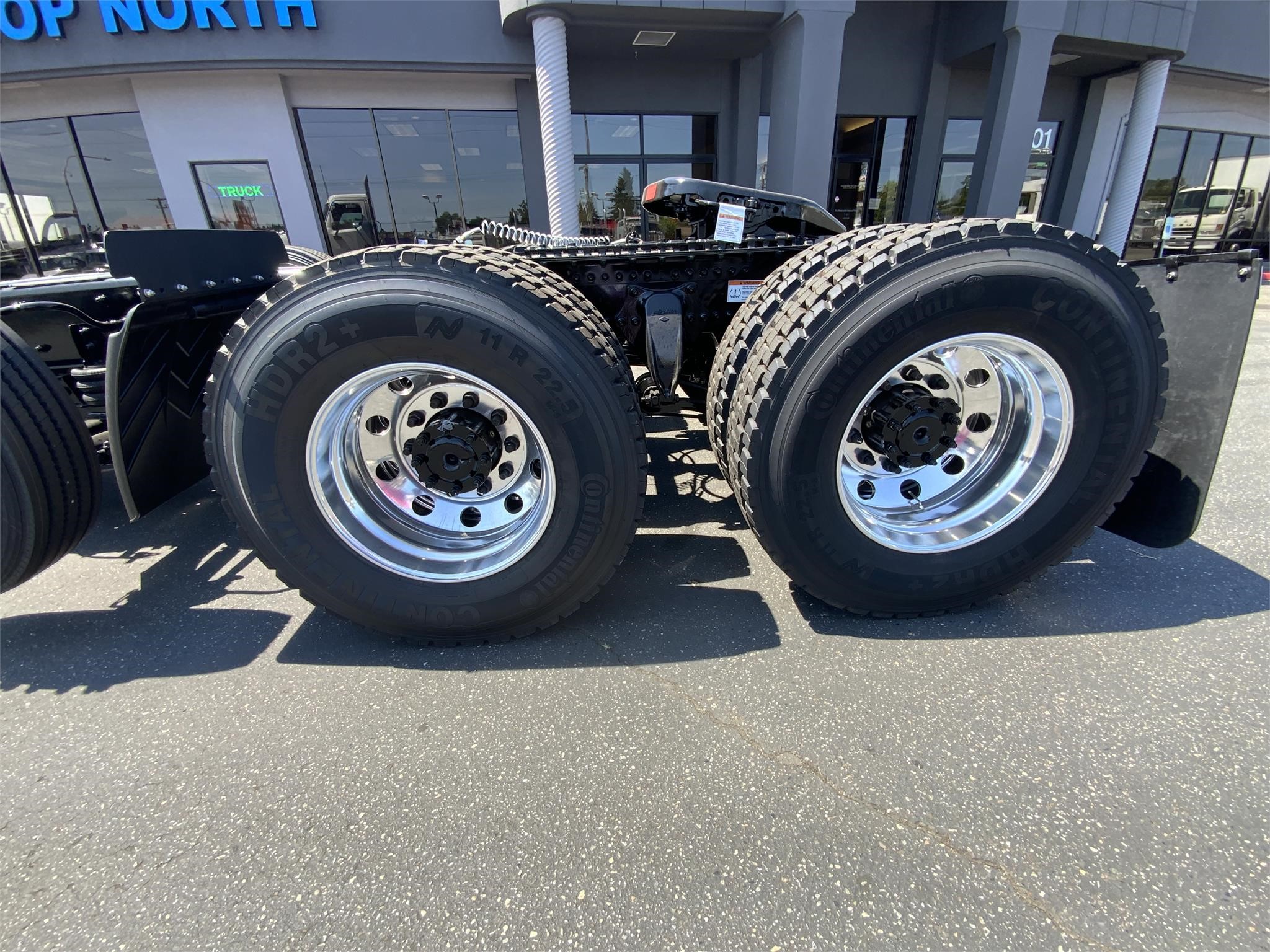 2025 WESTERN STAR 47X 9015306930 2025 WESTERN STAR 47X 9015306930