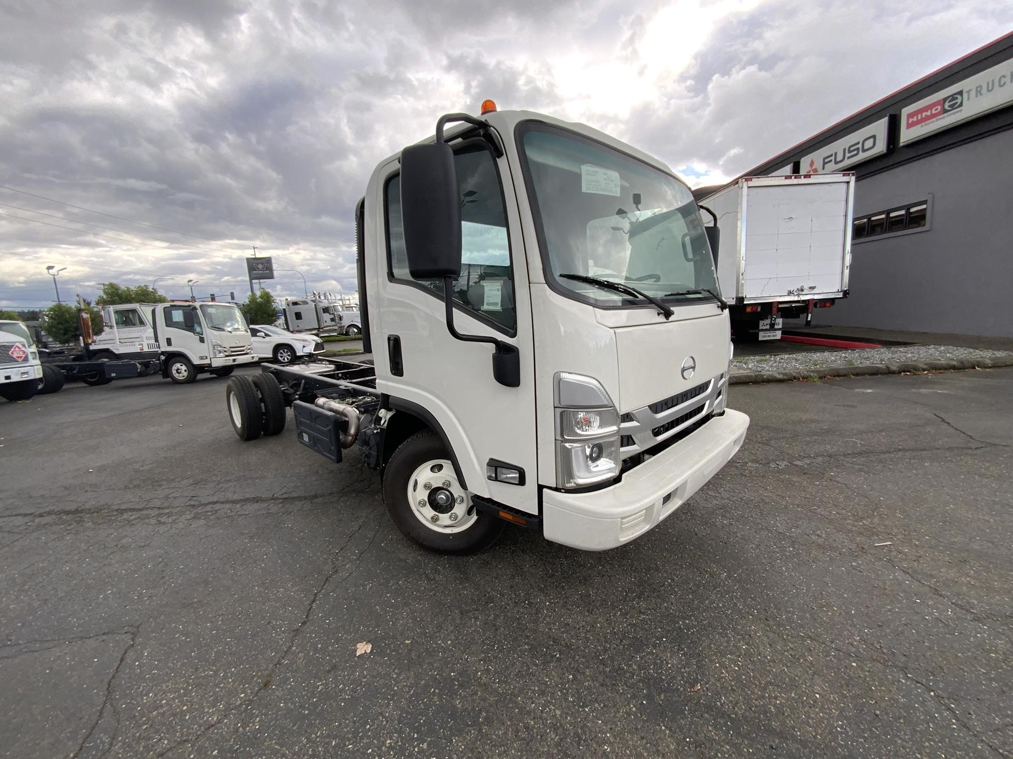 2024 HINO S4 9026835031 2024 HINO S4 9026835031