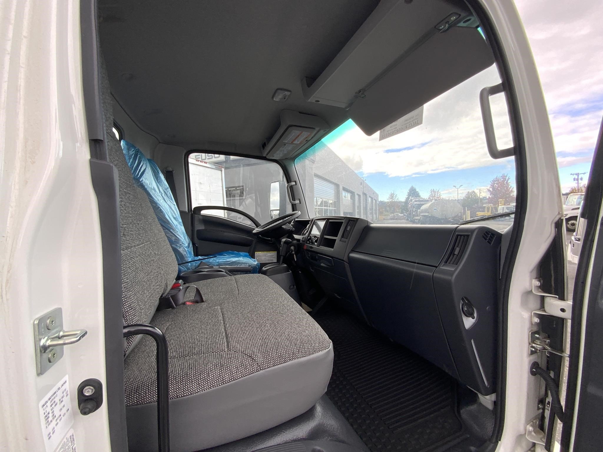 2024 HINO S4 9026835230 2024 HINO S4 9026835230