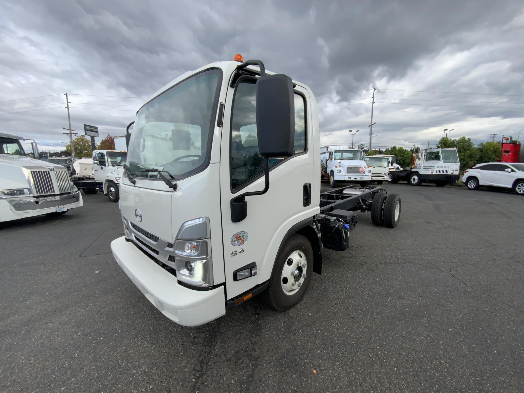 2024 HINO S4 9026839032 2024 HINO S4 9026839032
