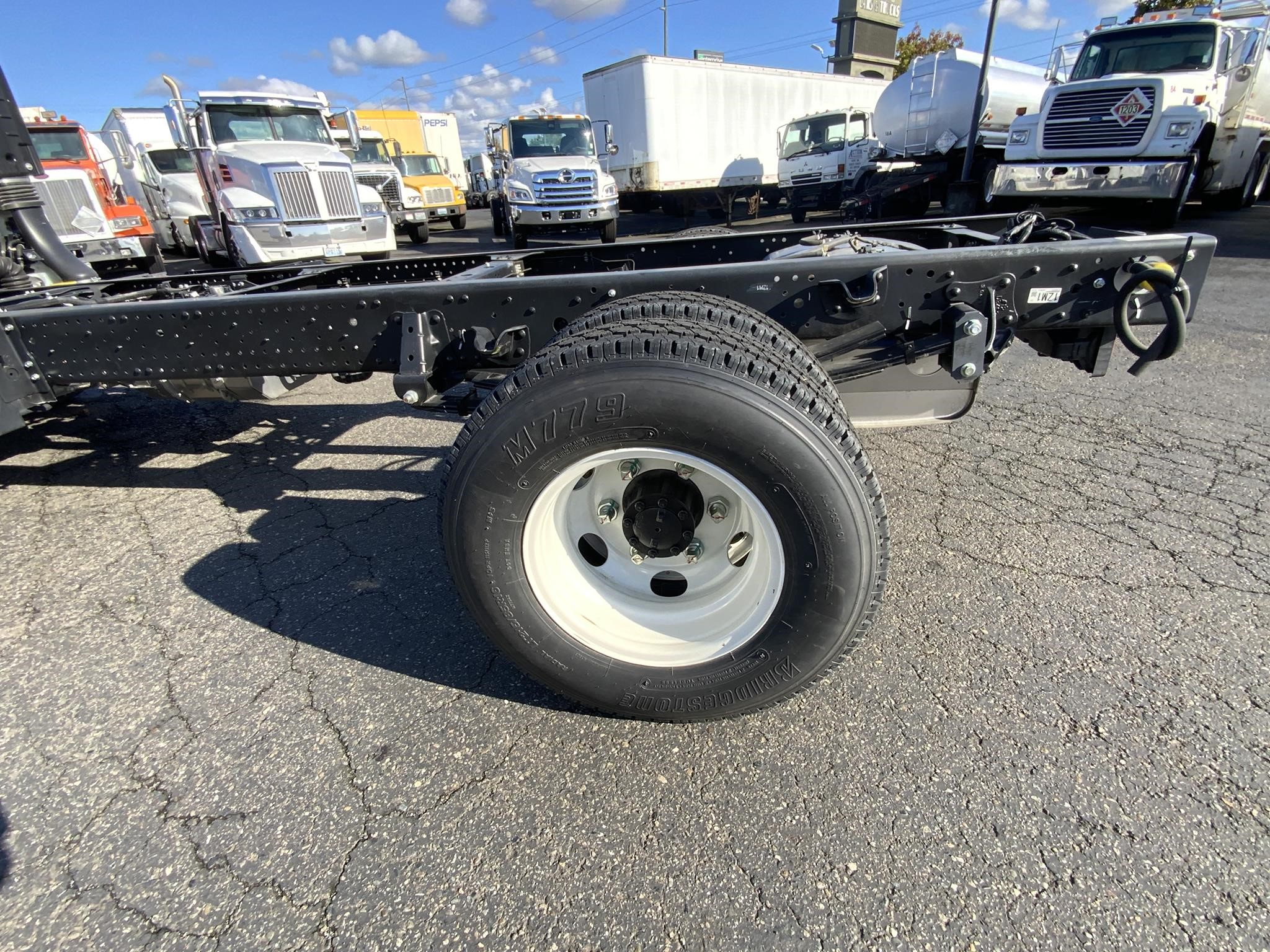 2024 HINO S4 9027427739 2024 HINO S4 9027427739