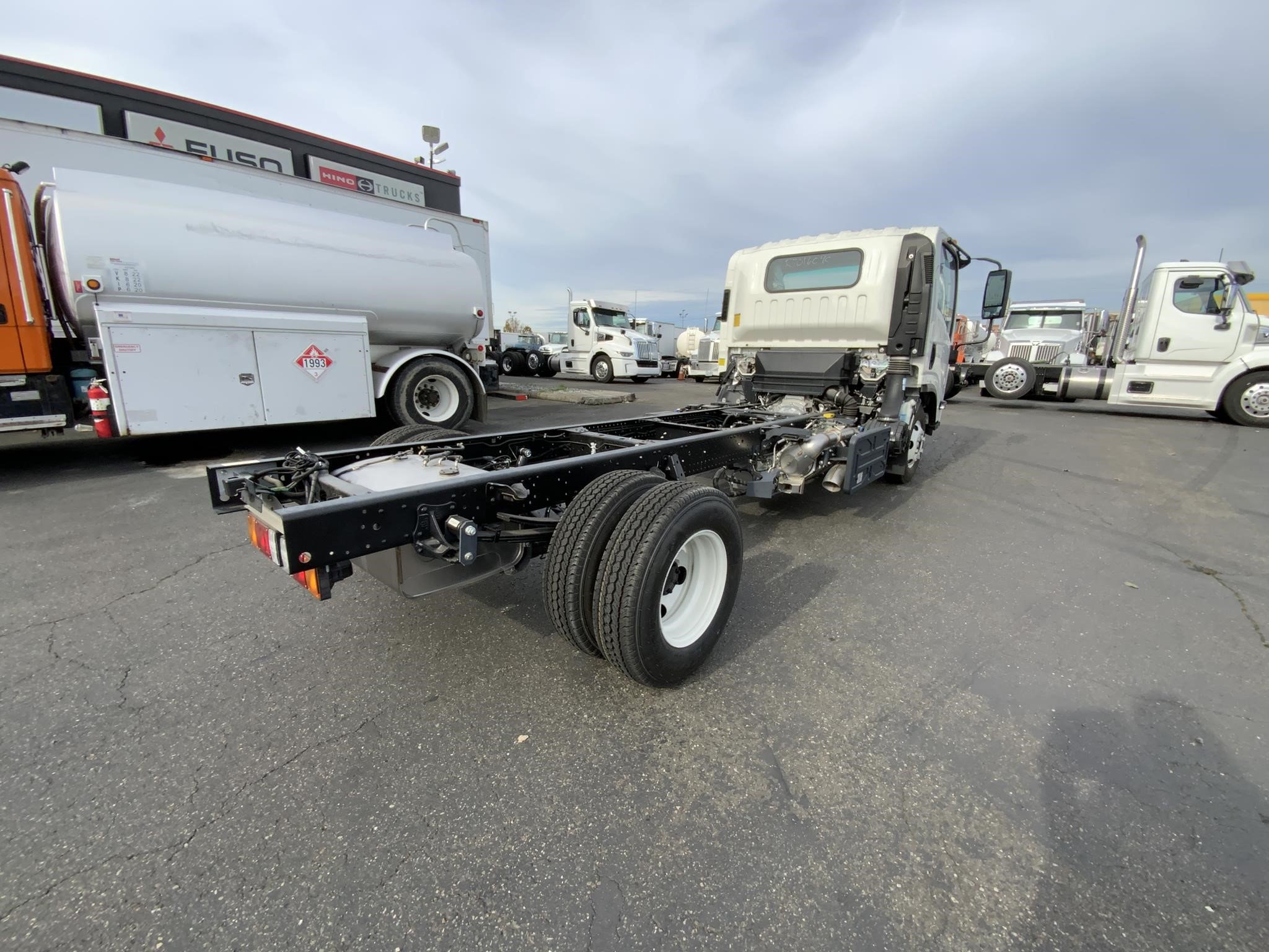 2024 HINO S4 9027837223 2024 HINO S4 9027837223