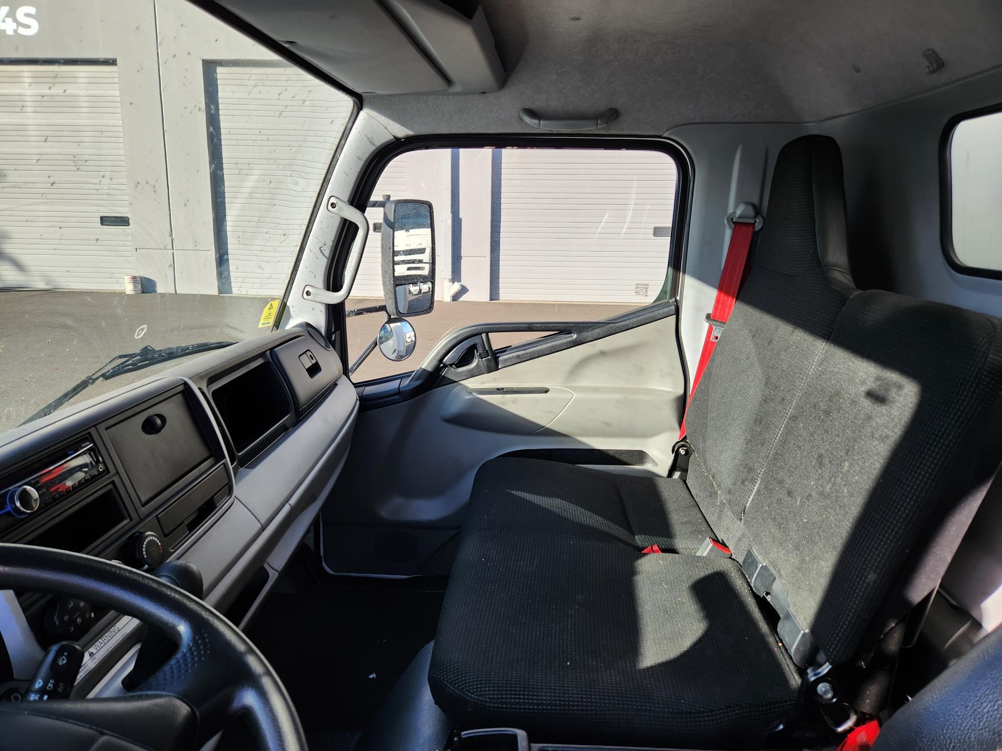 2018 MITSUBISHI FUSO FE180 9028066126 2018 MITSUBISHI FUSO FE180 9028066126