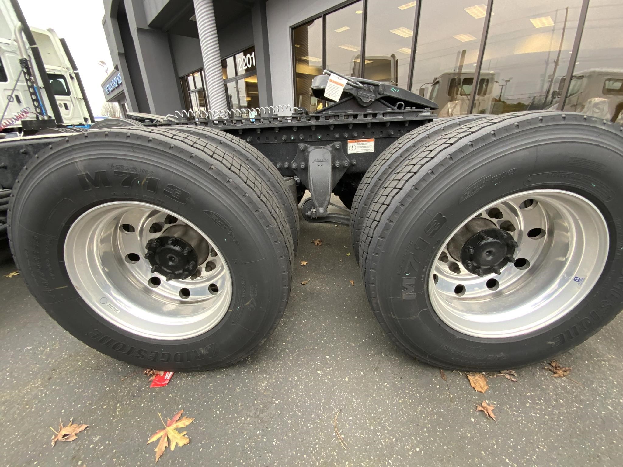 2025 WESTERN STAR 57X 9032850310 2025 WESTERN STAR 57X 9032850310