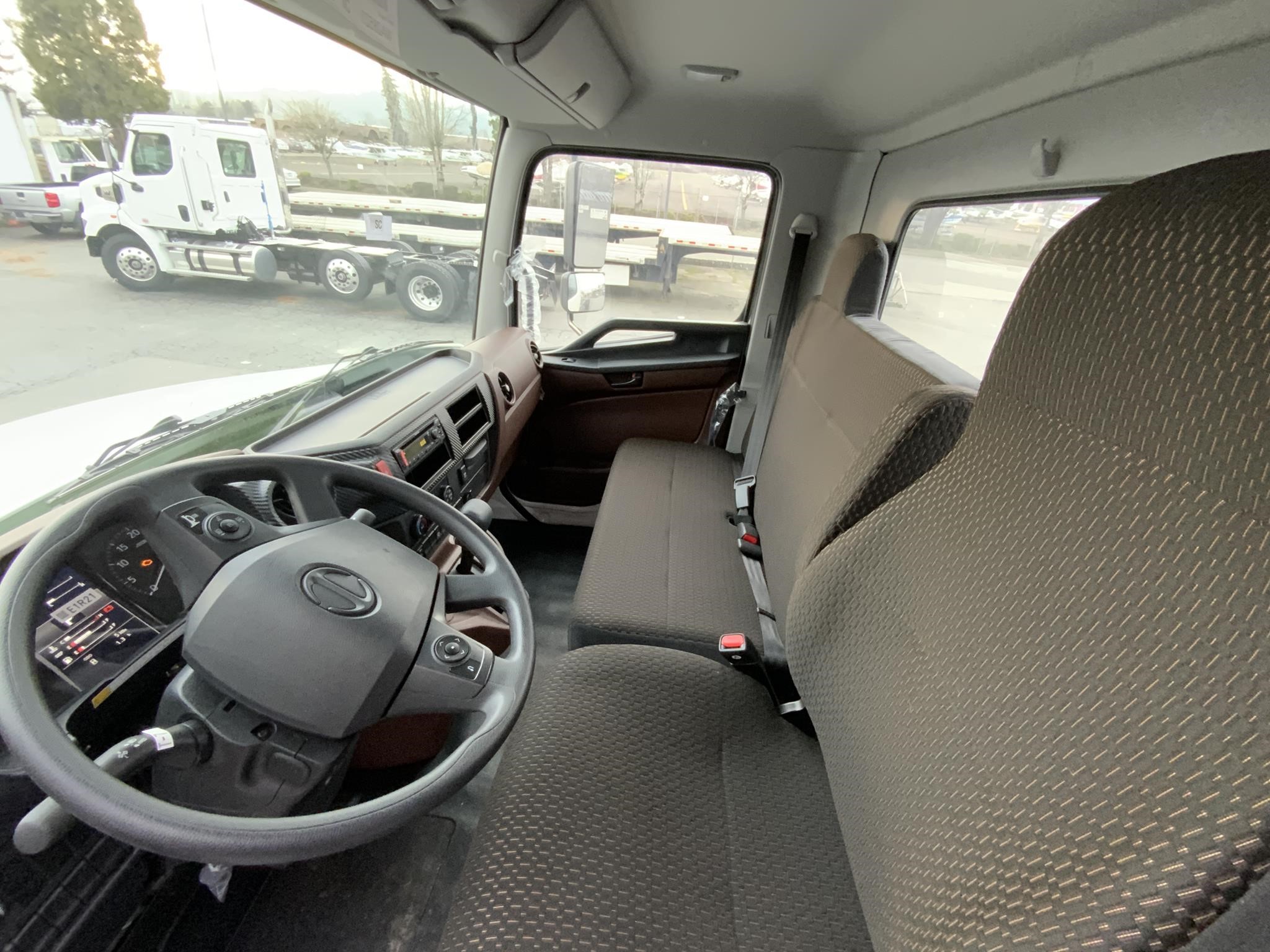 2025 HINO L6 9037848708 2025 HINO L6 9037848708