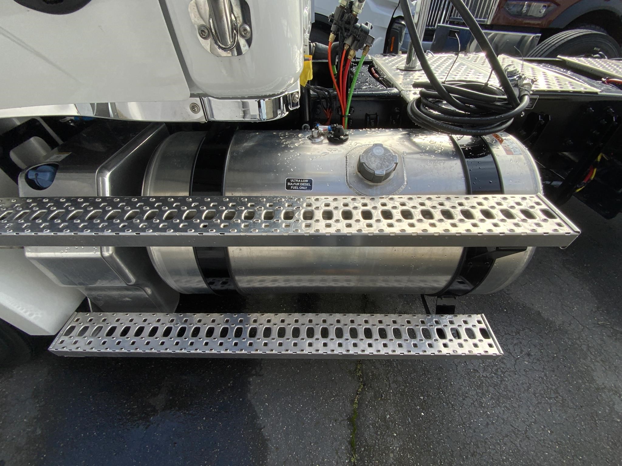 2025 WESTERN STAR 47X 9040668816 2025 WESTERN STAR 47X 9040668816