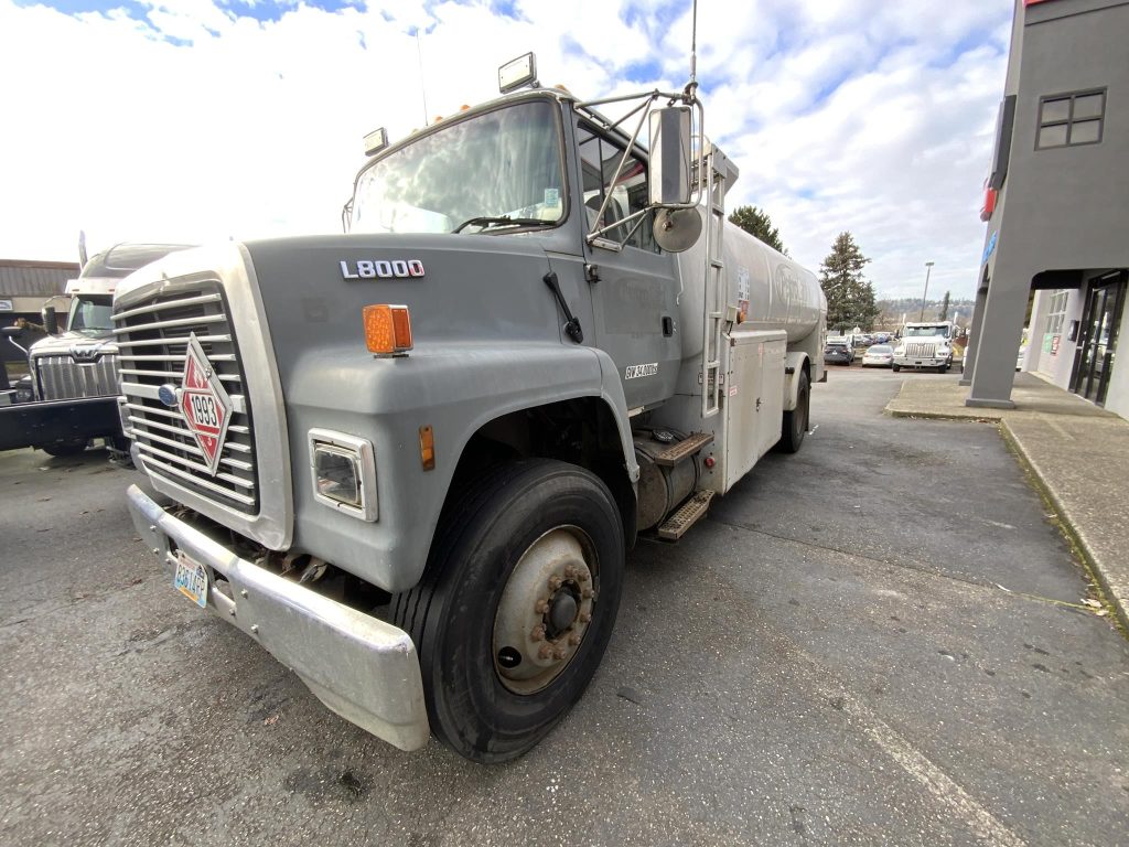 1995 FORD LN8000 - Truck Shop Dealer Auburn