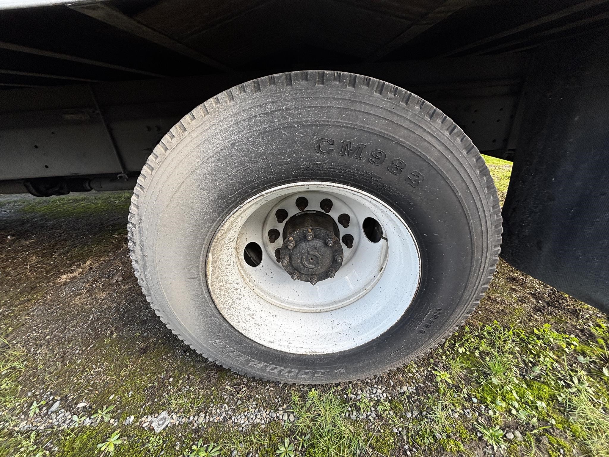 2014 HINO 268 9042485887 2014 HINO 268 9042485887