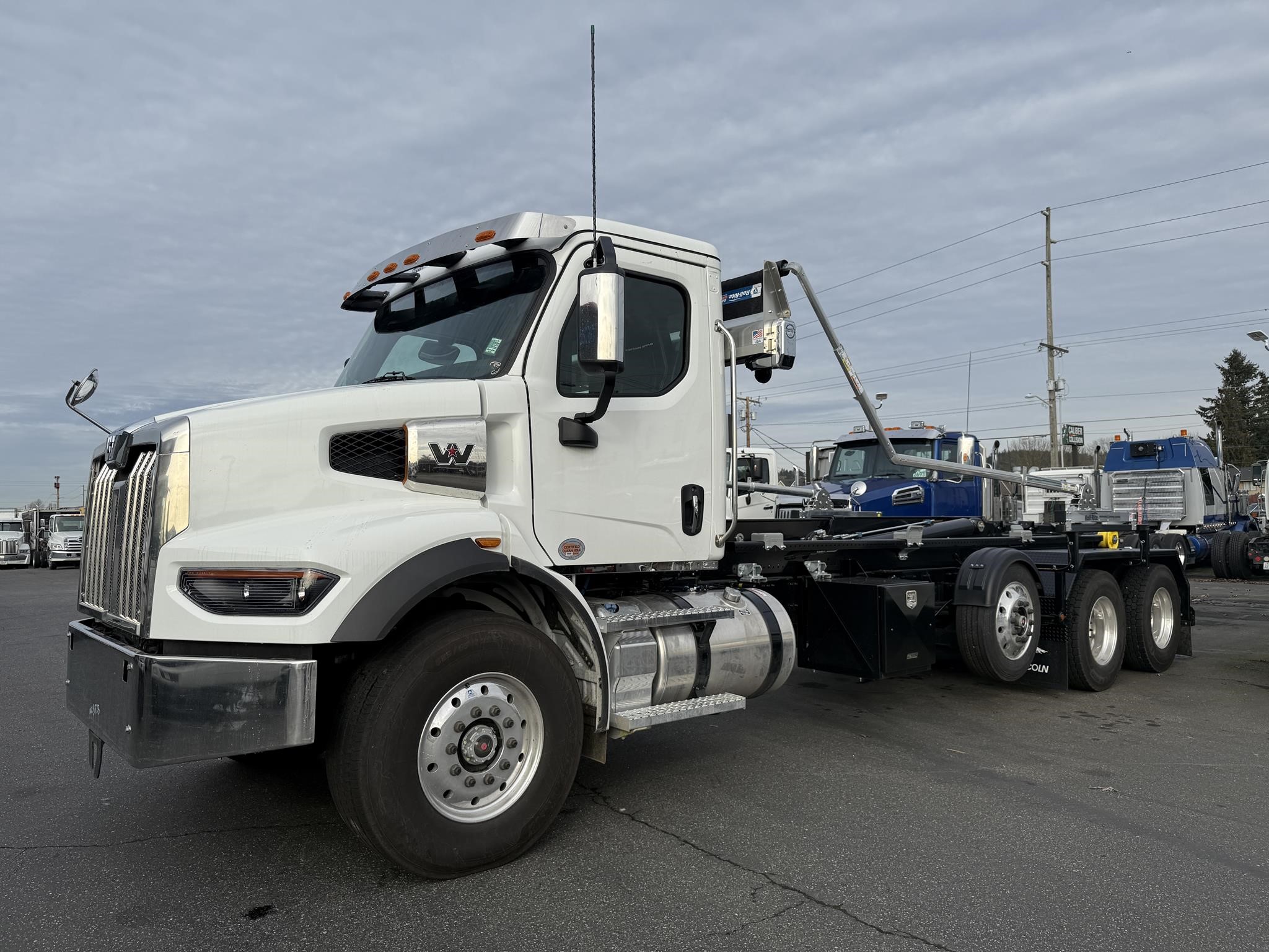 2025 WESTERN STAR 47X 9043542201 2025 WESTERN STAR 47X 9043542201