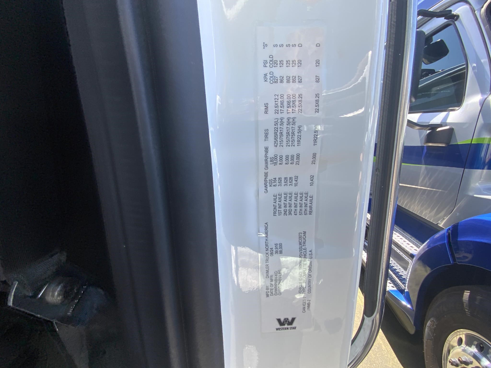 2025 WESTERN STAR 47X 9053525396 2025 WESTERN STAR 47X 9053525396