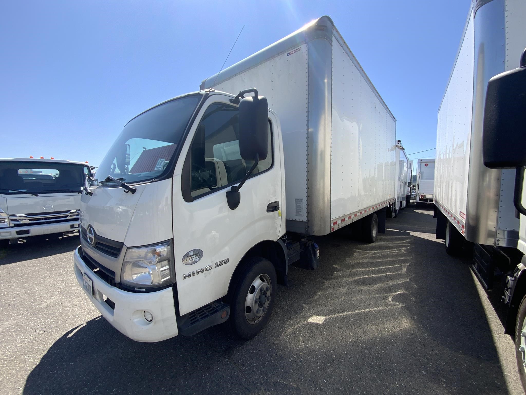 2016 HINO 155 - image 1 of 6