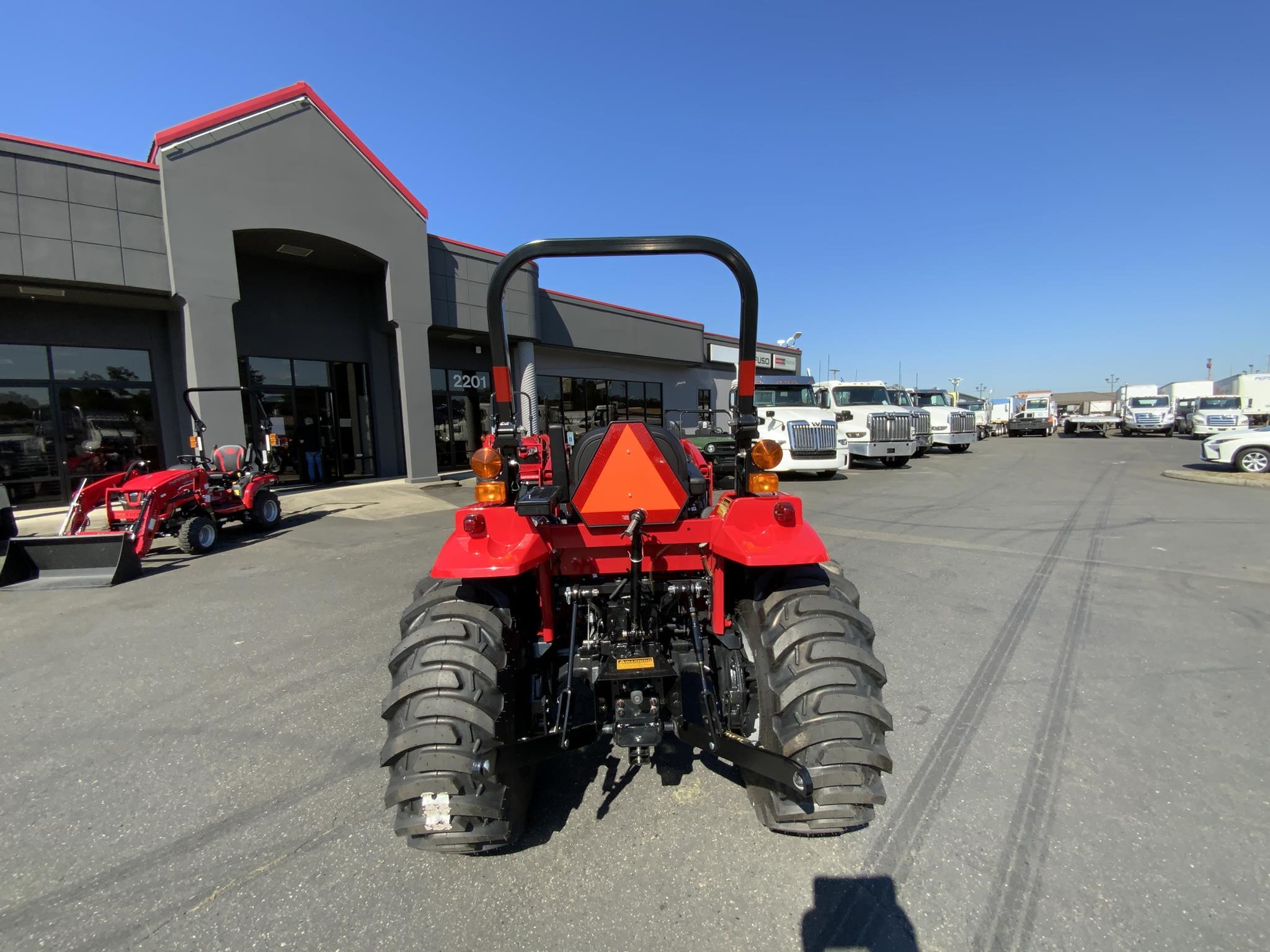 2026 MAHINDRA 1626 HST - image 6 of 6