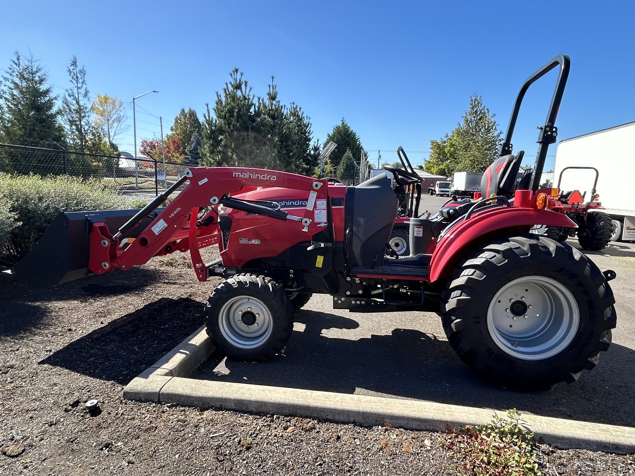 Mahindra 1640 Compact Tractor – 38.7 HP Diesel Utility Tractor with HST or Shuttle, 4WD, Loader & 3-Point Hitch - image 3 of 6
