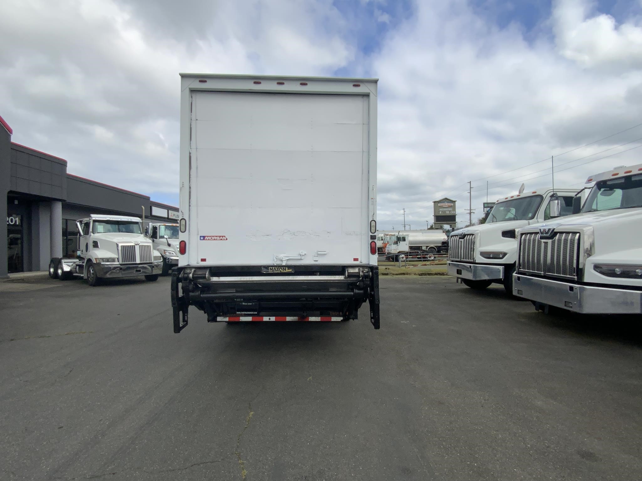 2014 HINO 268 11022098783 2014 HINO 268 11022098783