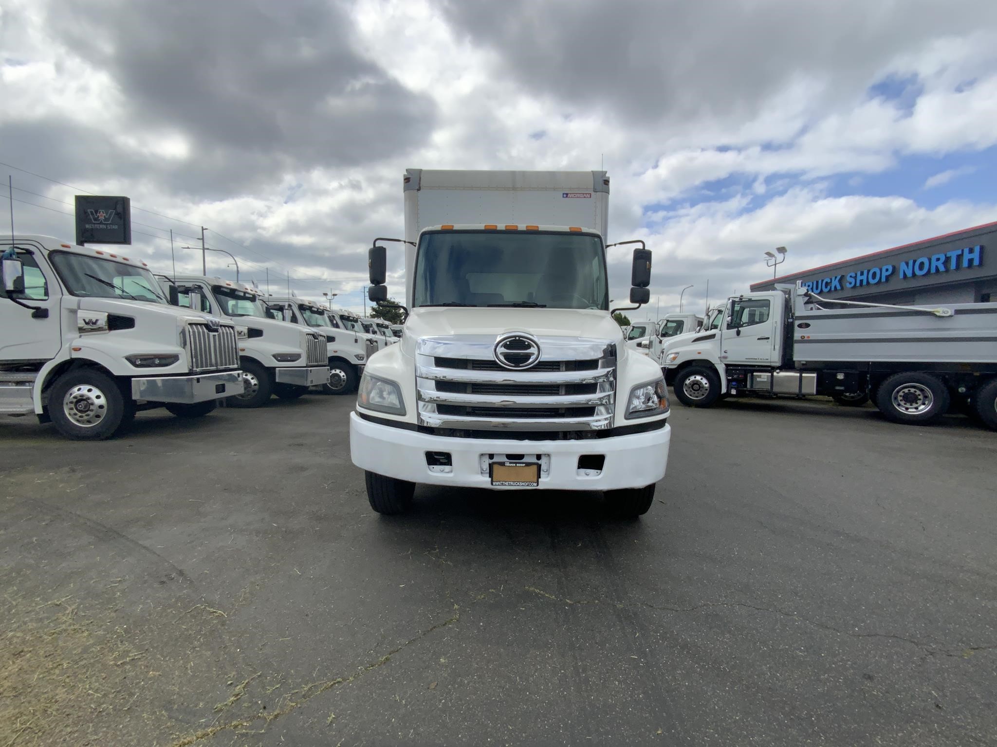 2014 HINO 268 11022098800 2014 HINO 268 11022098800