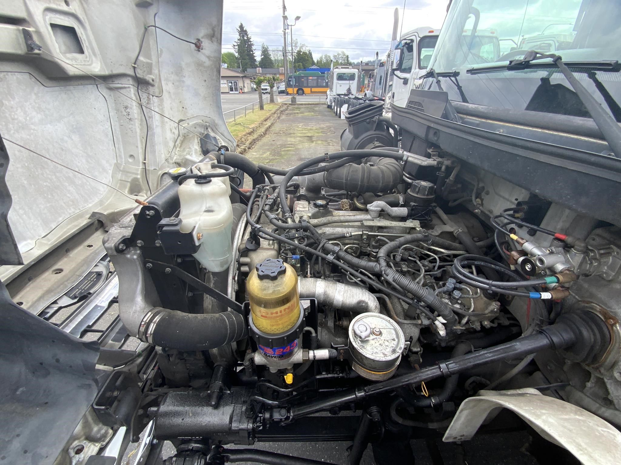 2014 HINO 268 11022098824 2014 HINO 268 11022098824