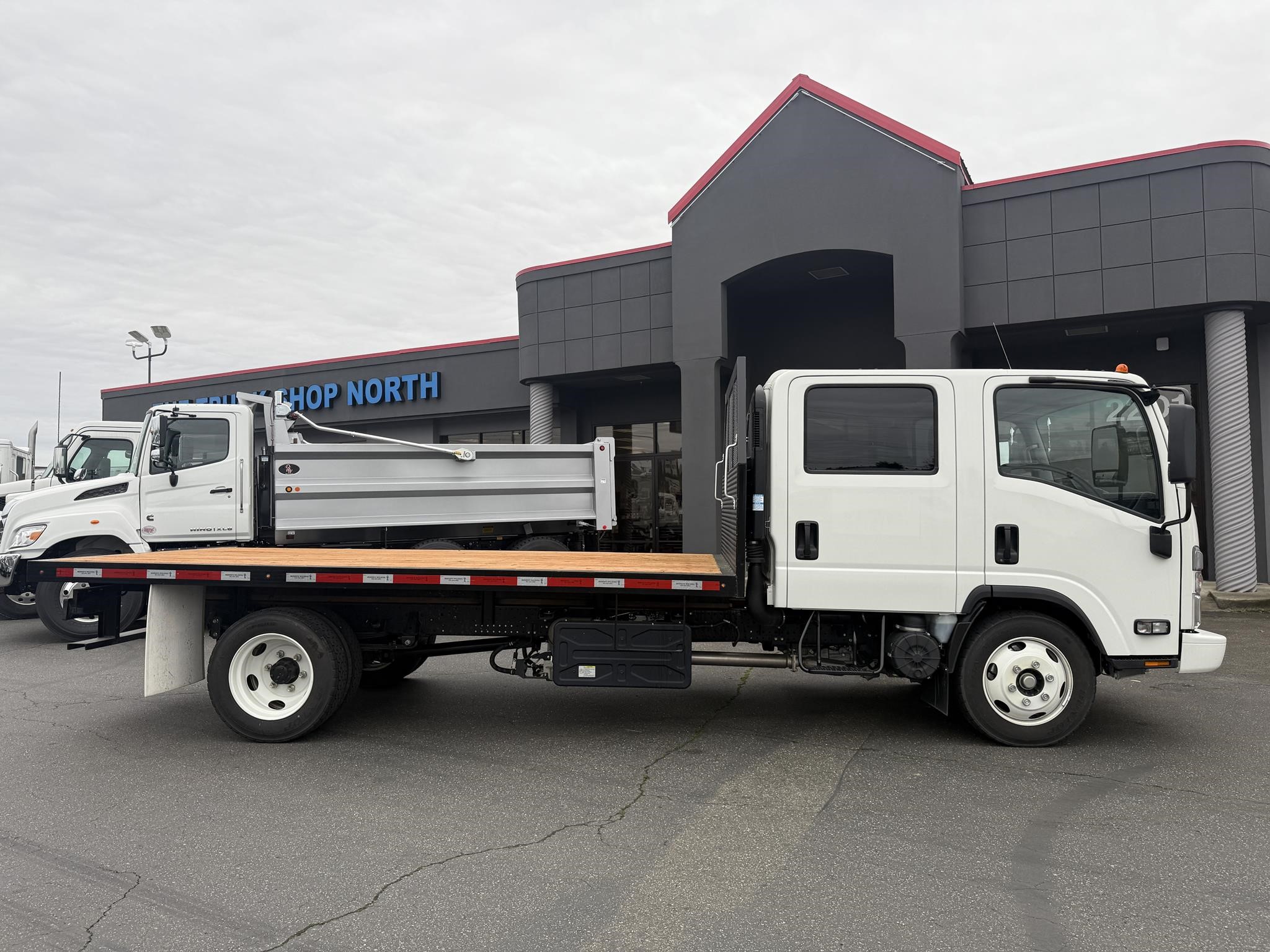 2023 HINO S5 11049428436 2023 HINO S5 11049428436